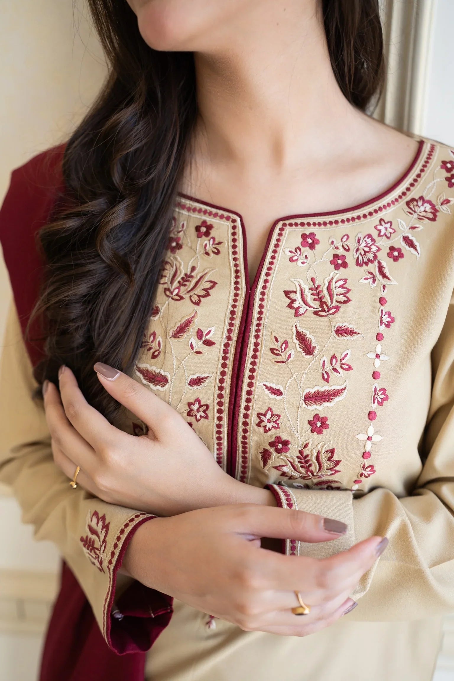 PREMIUM WINTER DHANAK EMBROIDERED