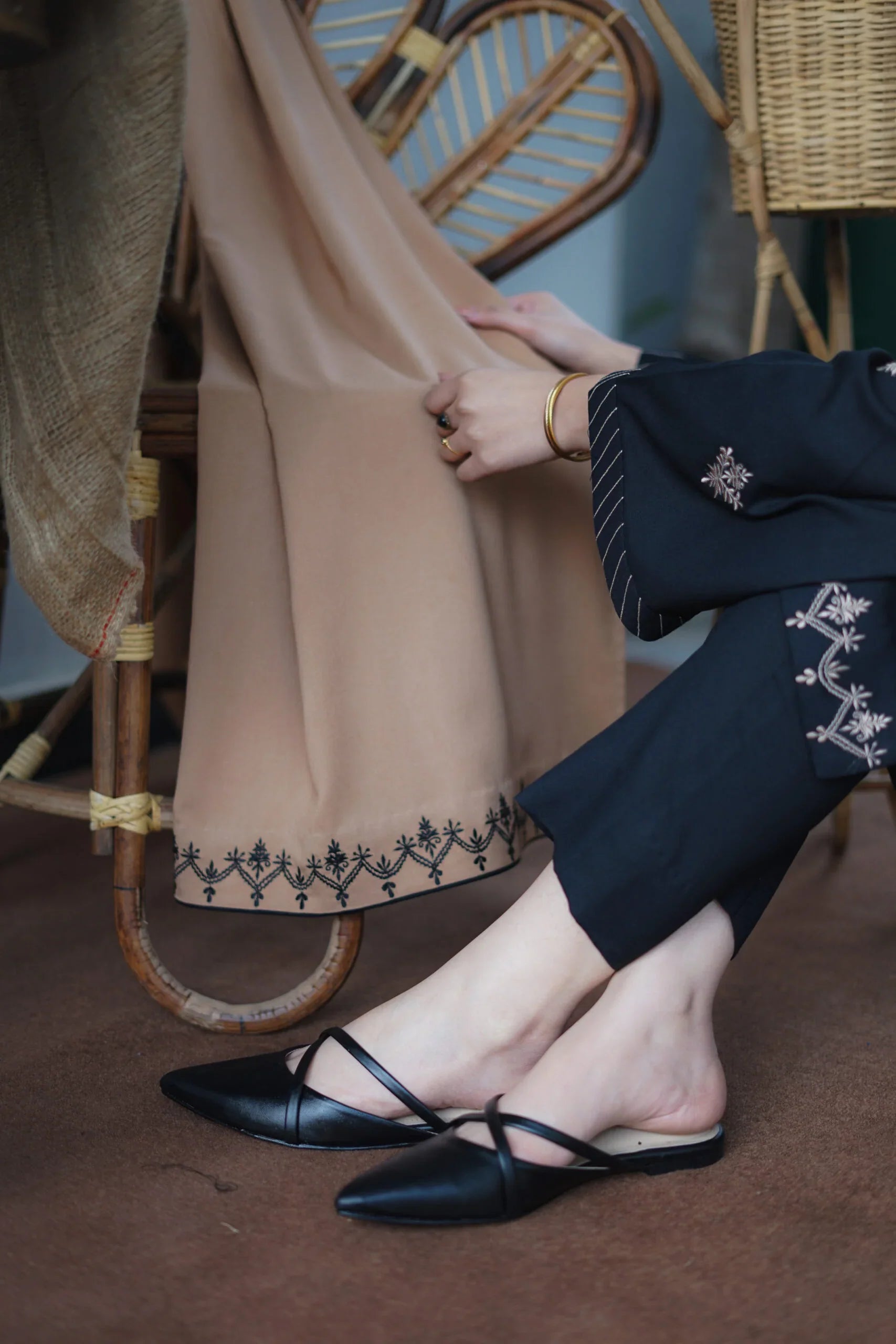 PREMIUM WINTER DHANAK EMBROIDERED